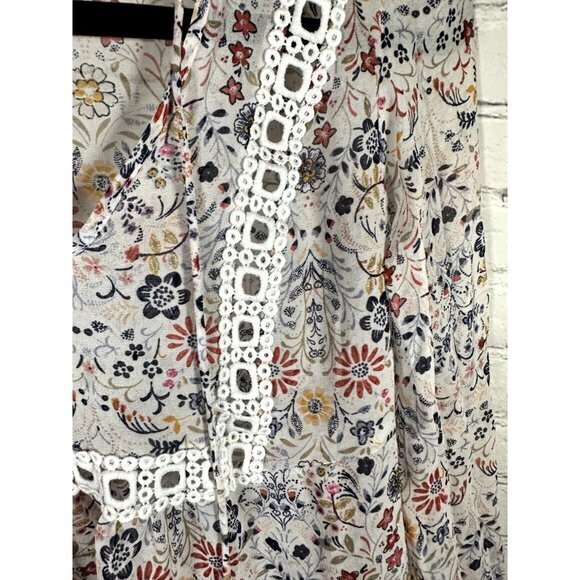 LAUREN CONRAD LADIES LONG SLEEVE FLORAL SHEER  BLOUSE (XS)   EUC    C-170‎ - Picture 4 of 6